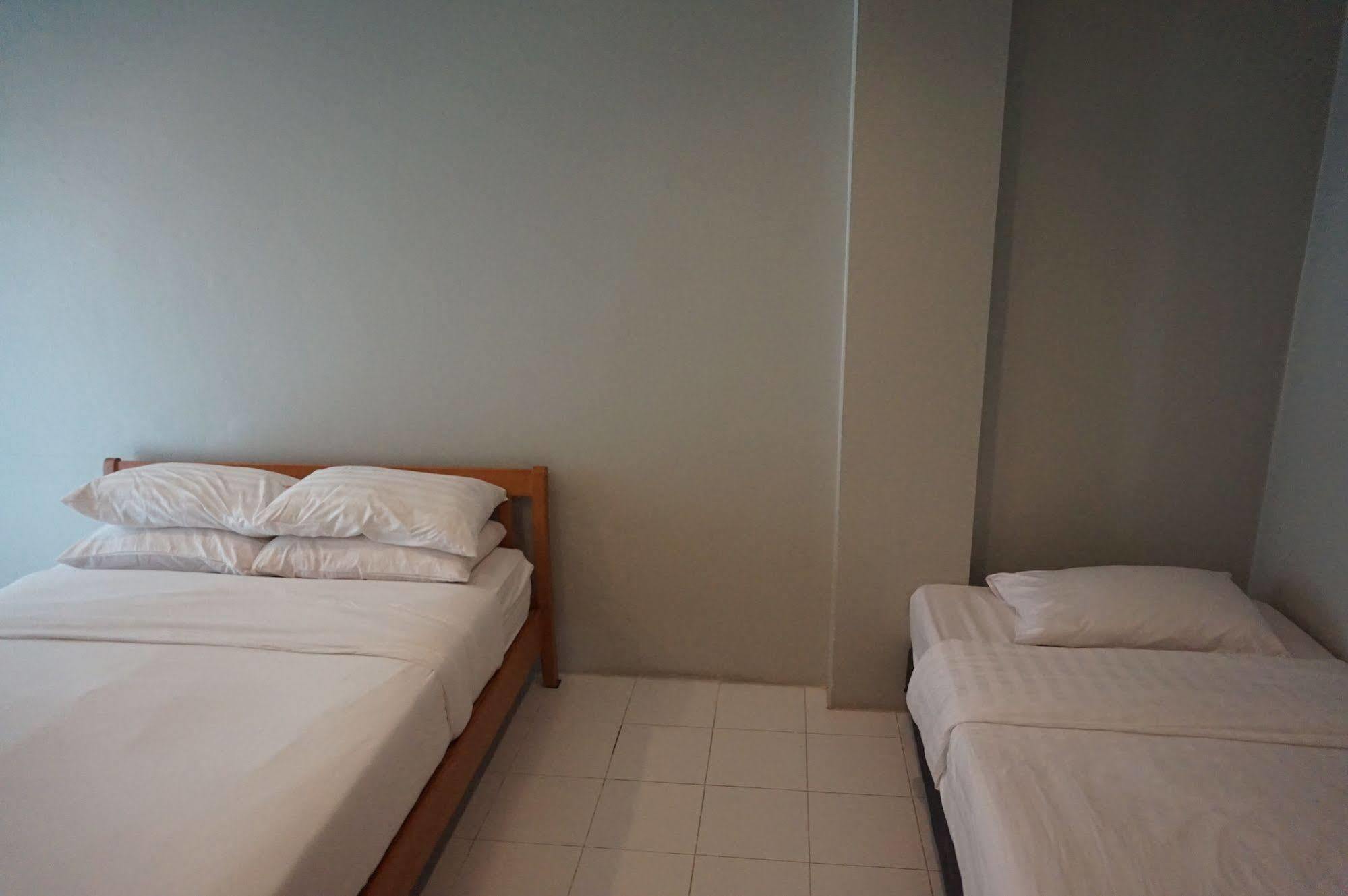 The One Phetchabun Aparthotel Exteriör bild