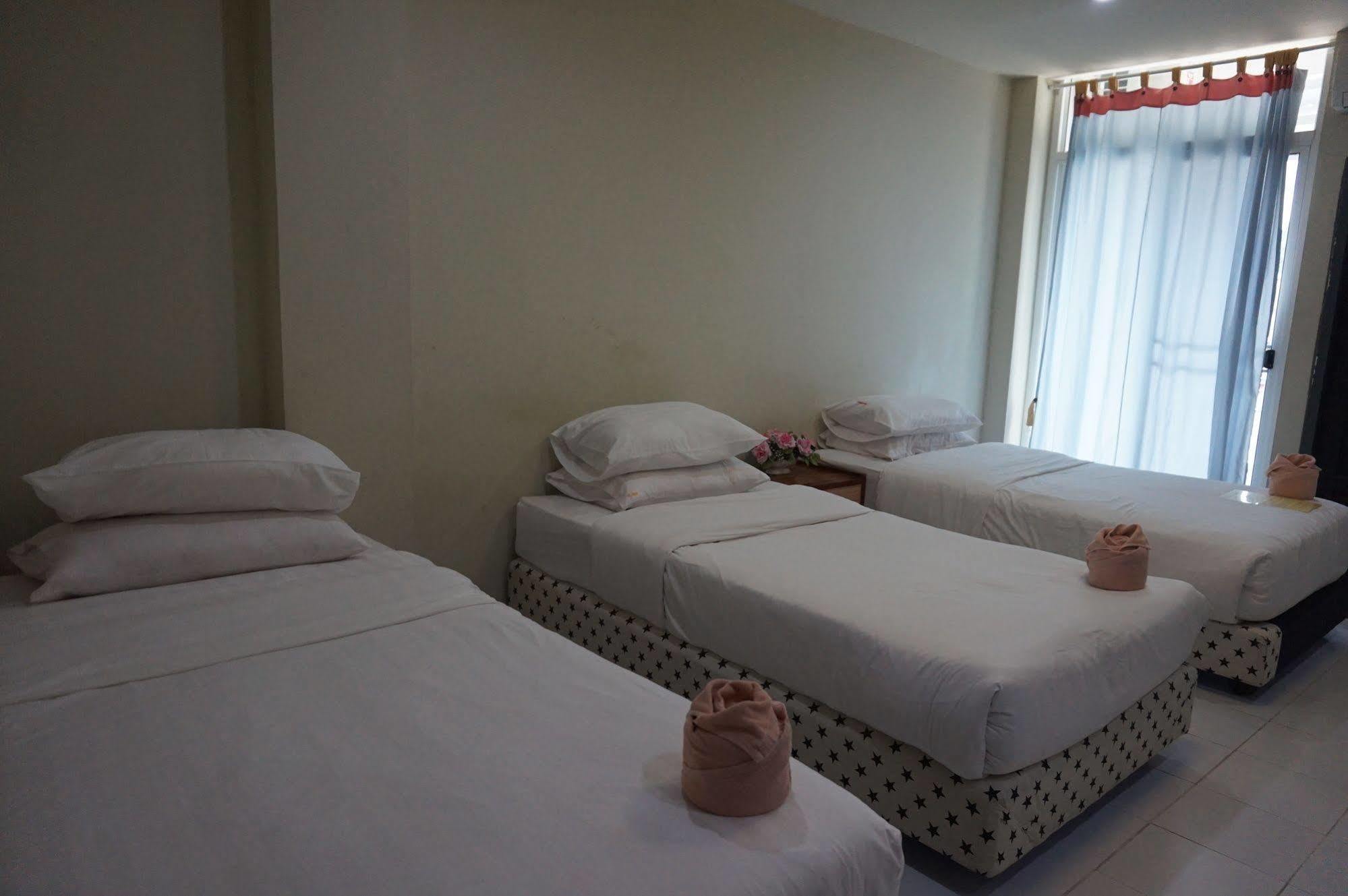The One Phetchabun Aparthotel Exteriör bild